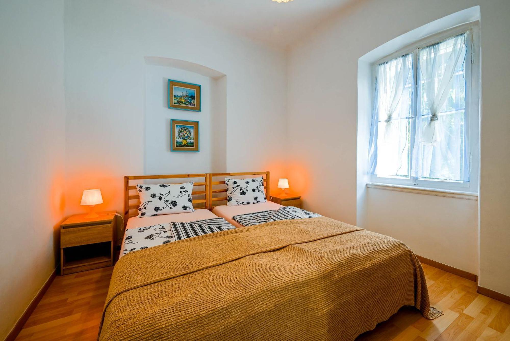 Carmelo House Hotel Ровин Екстериор снимка